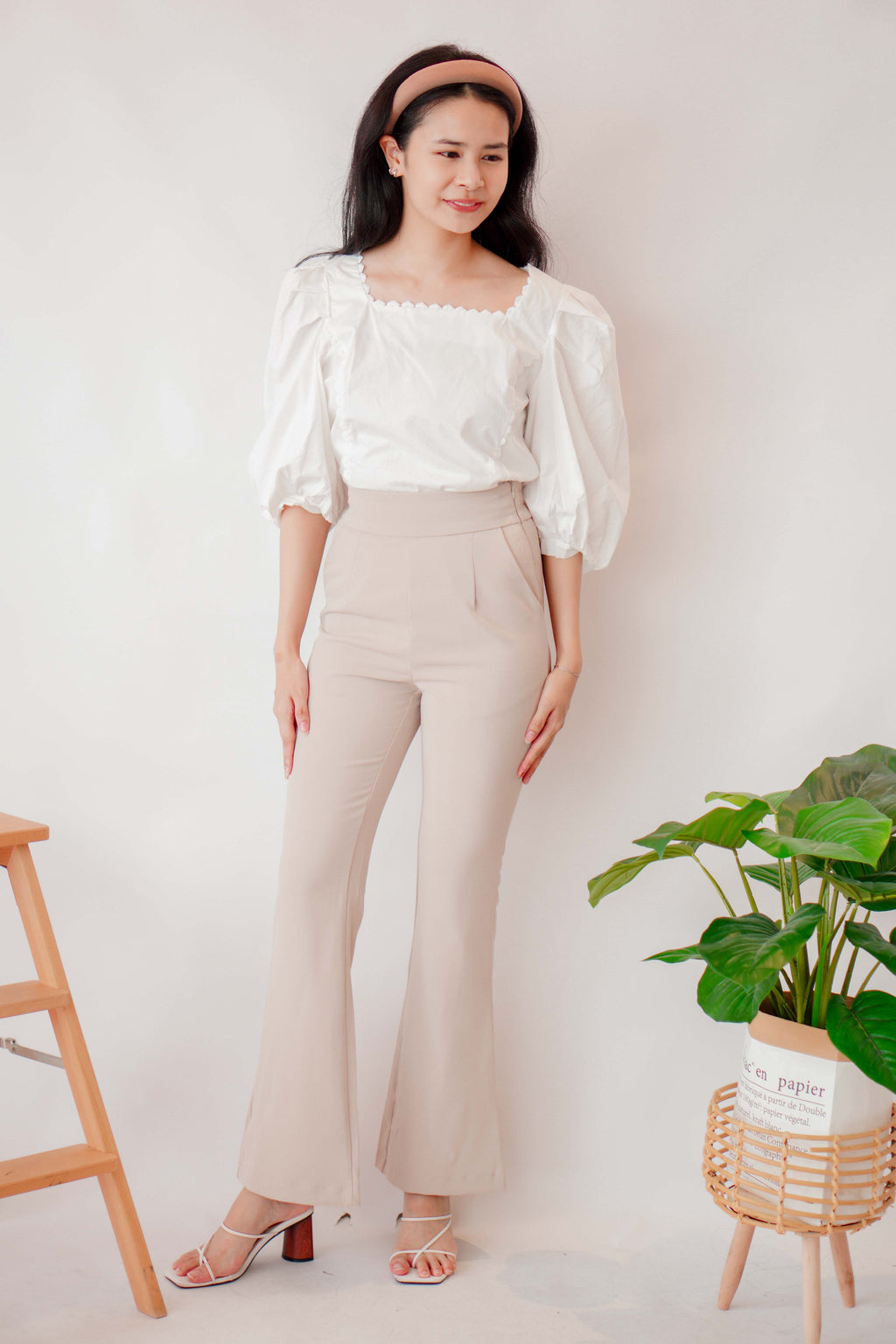 Sieya Square Neck Puffy Sleeve Blouse Top in White