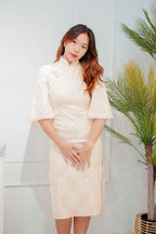 Yen Ru Mid Sleeves Cheongsam in Cream