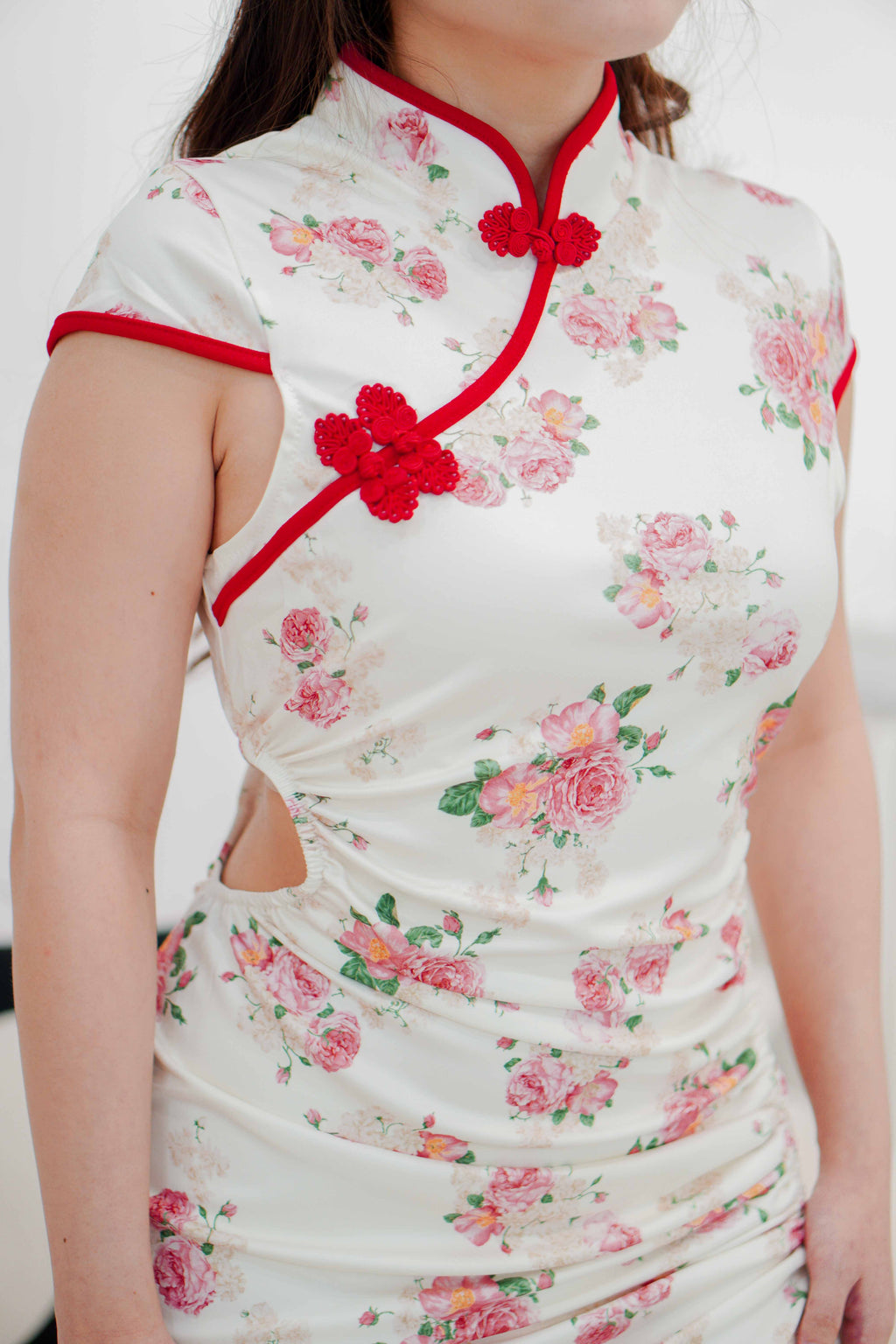 Mei Ruched Cutout Floral Cheongsam with Red Lining