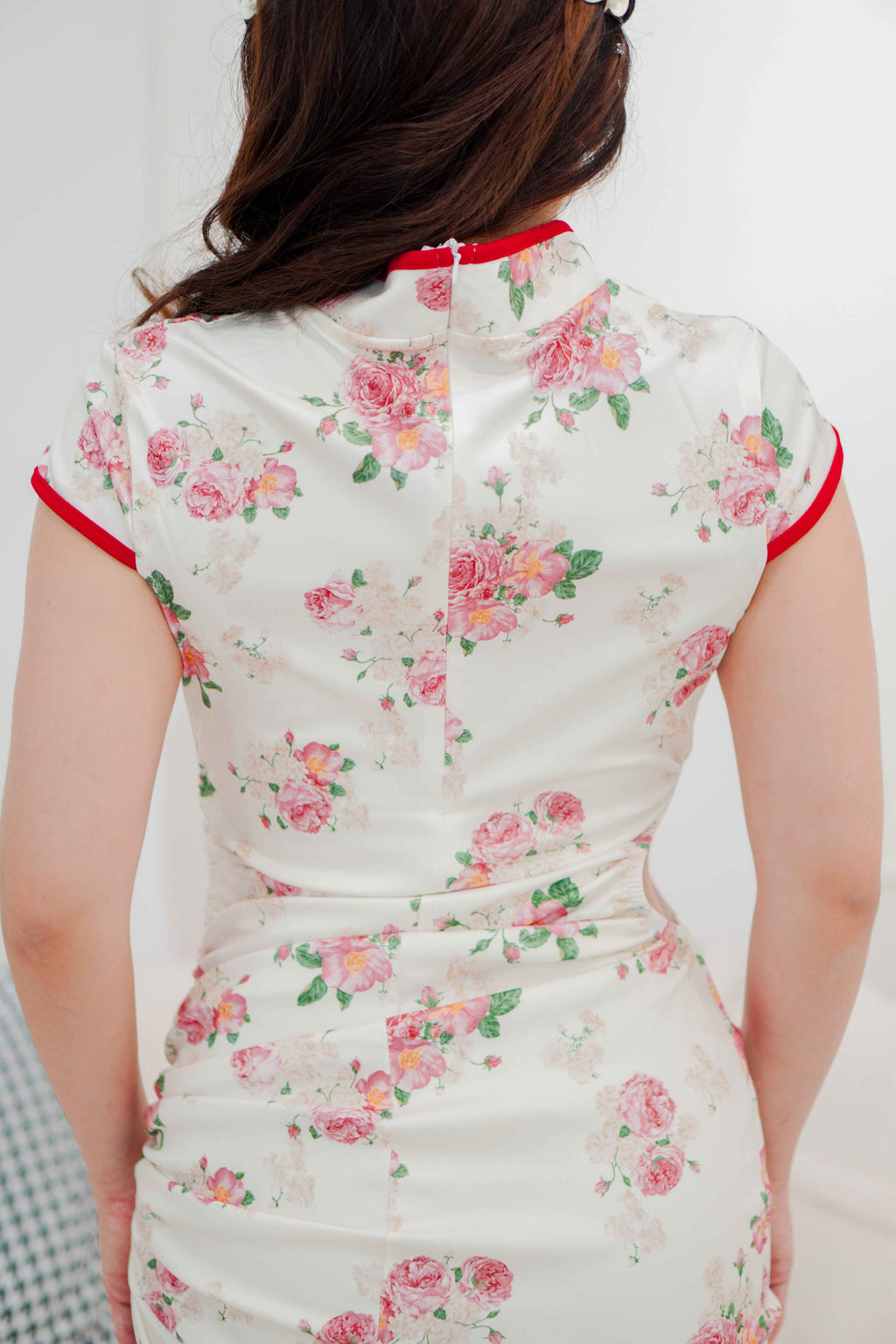 Mei Ruched Cutout Floral Cheongsam with Red Lining