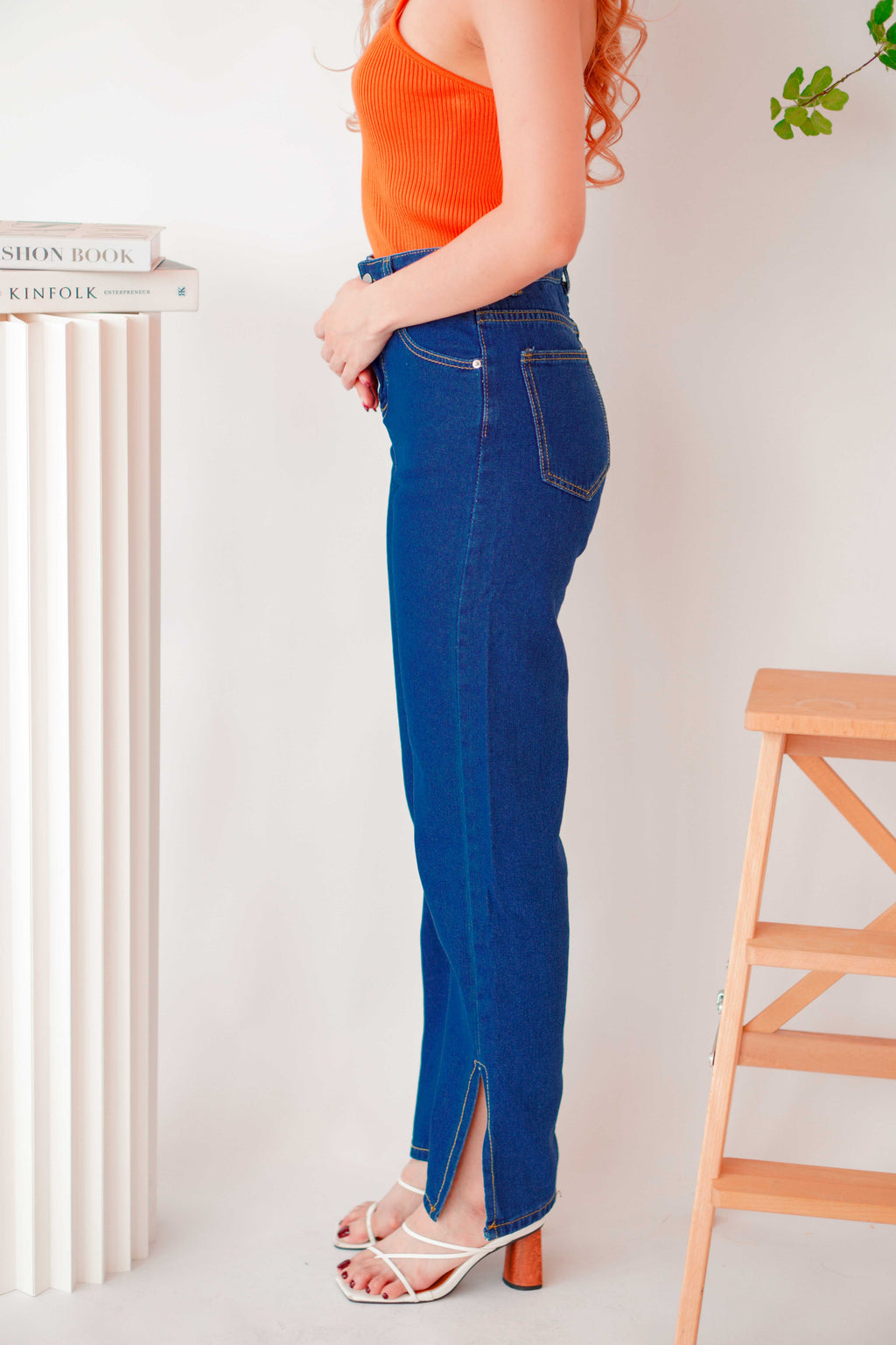 Felice Straight Cut Slit Jeans in Blue