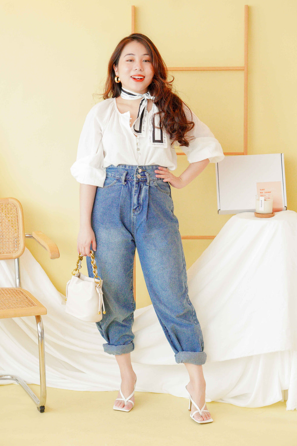Tobi Straight Cut Jeans in Blue