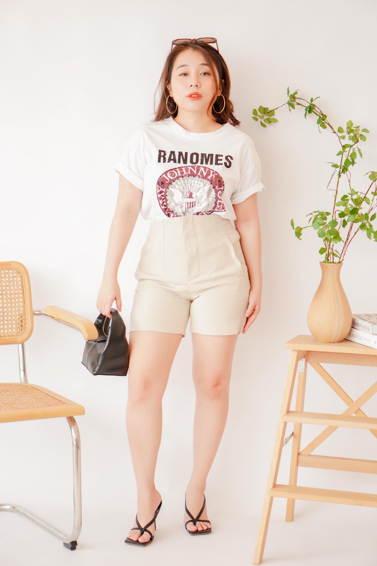 Delphini Shorts in Cream