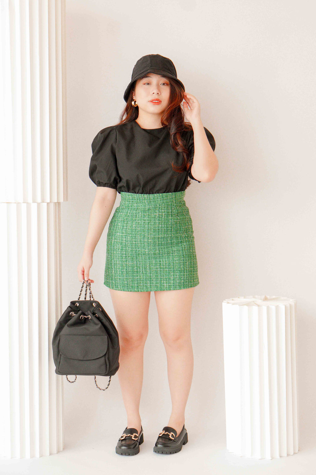 Macchiato Puffy Sleeve Crop Top in Black