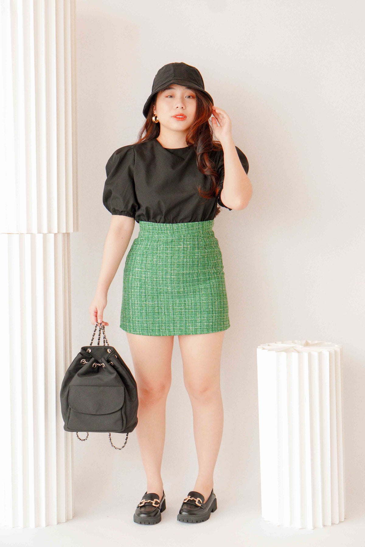 Macchiato Puffy Sleeve Crop Top in Black