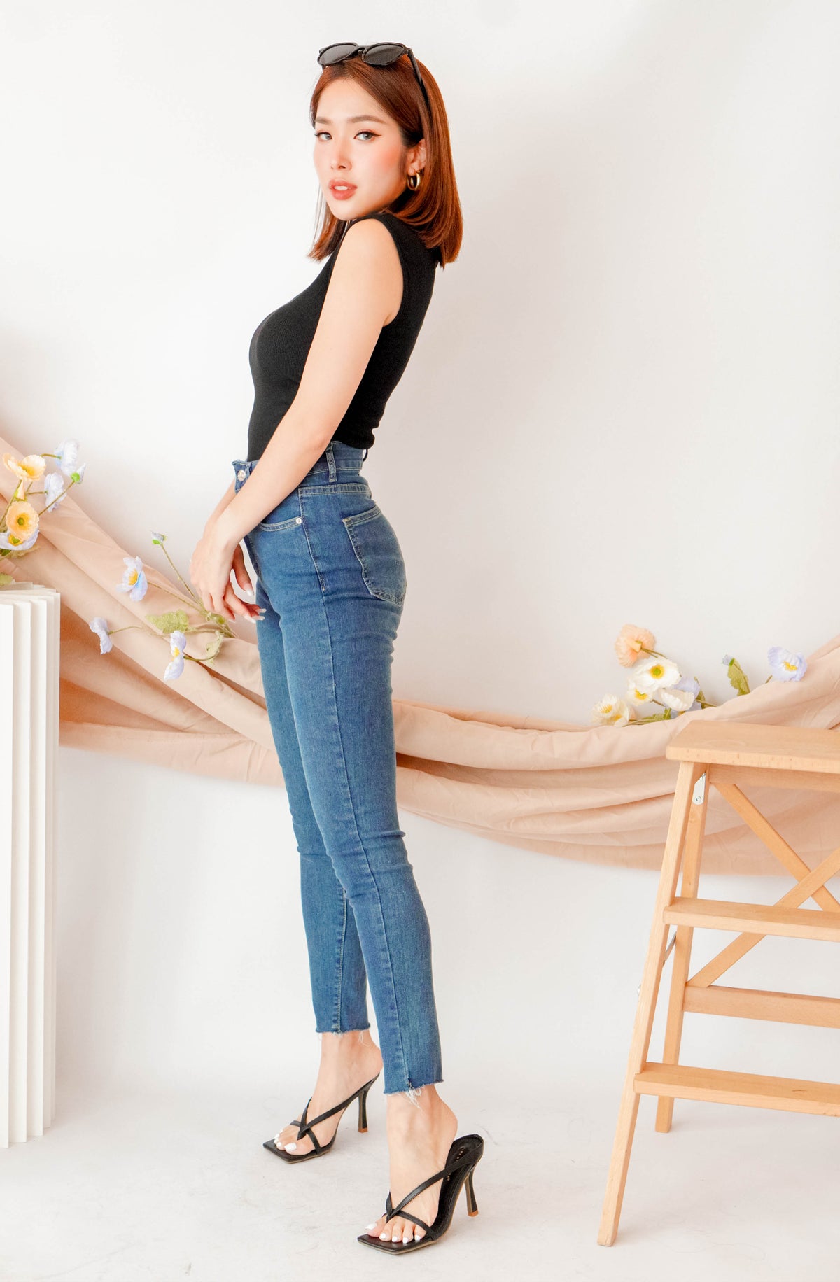 Liza High Neck Basic Top in Black