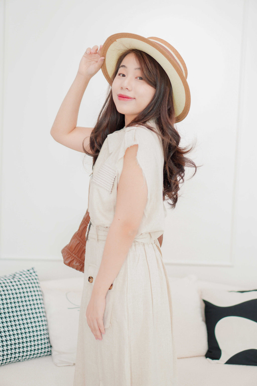 Gina Linen 2 Piece Set in Beige
