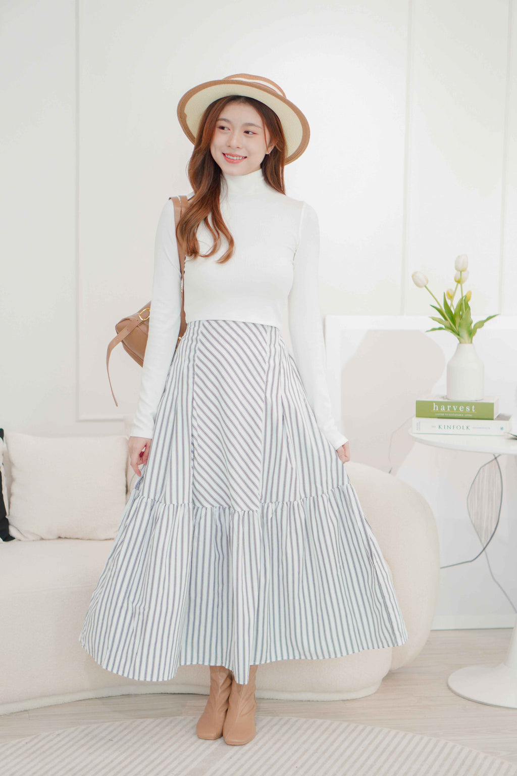 Naya Flowy Stripes Maxi Skirt in White