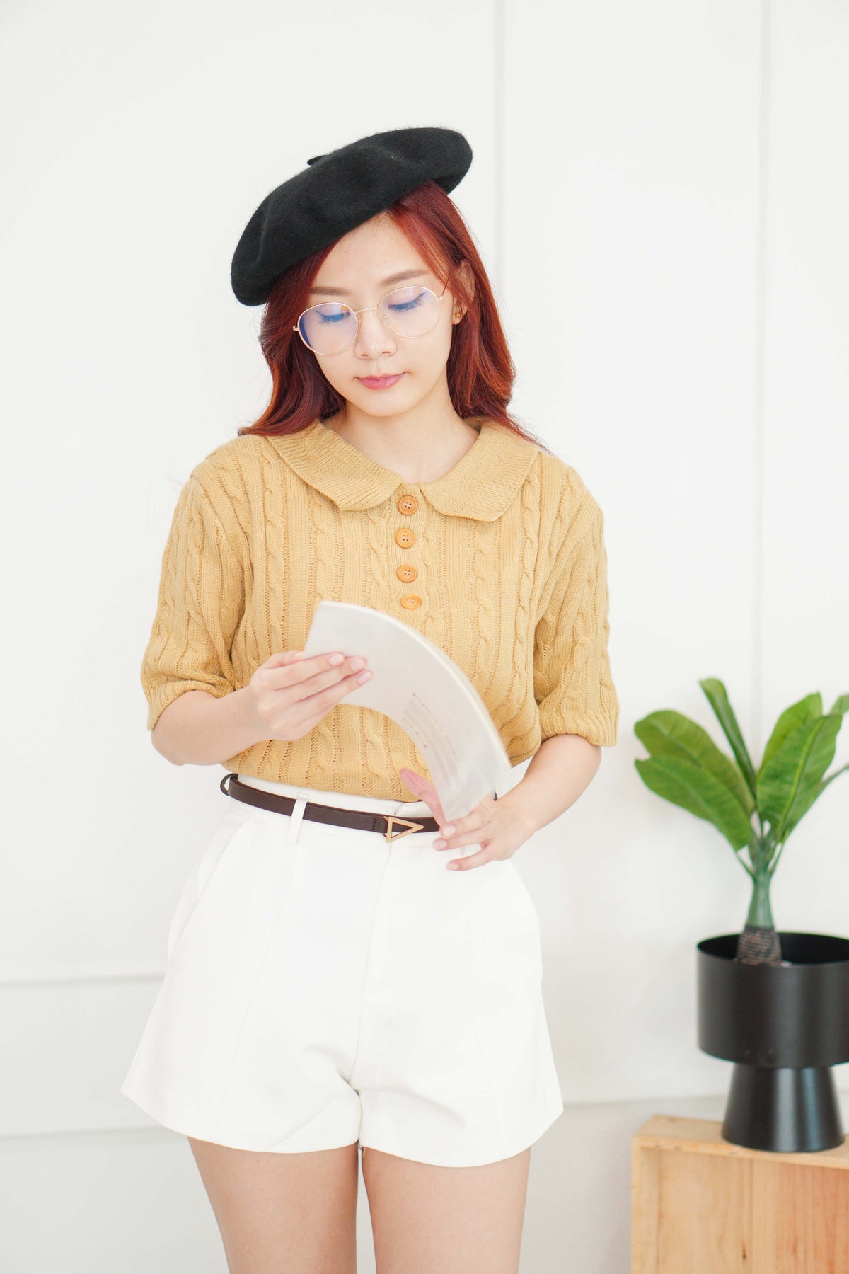 Eris Shorts in White (Free Belt)