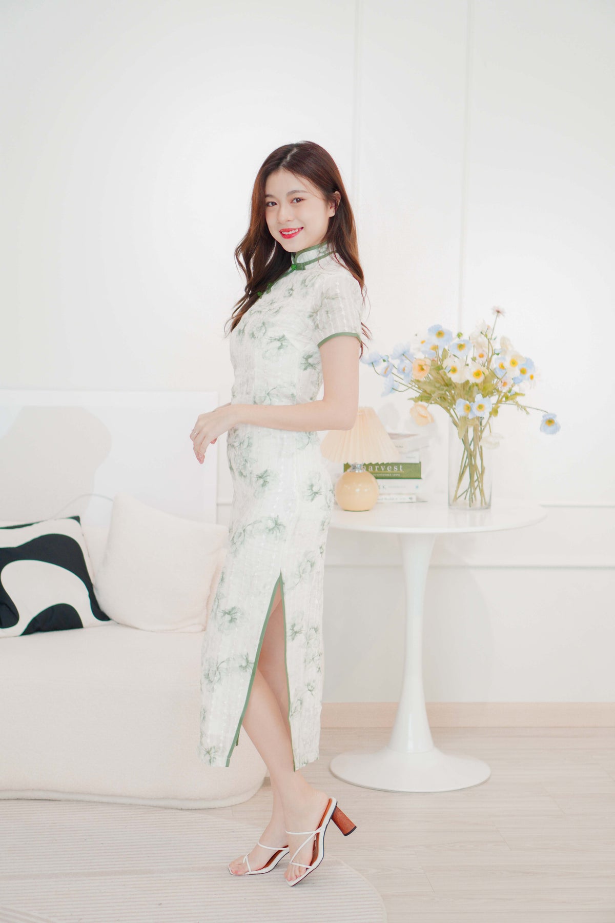 Qing Yao Long Floral Cheongsam in Green