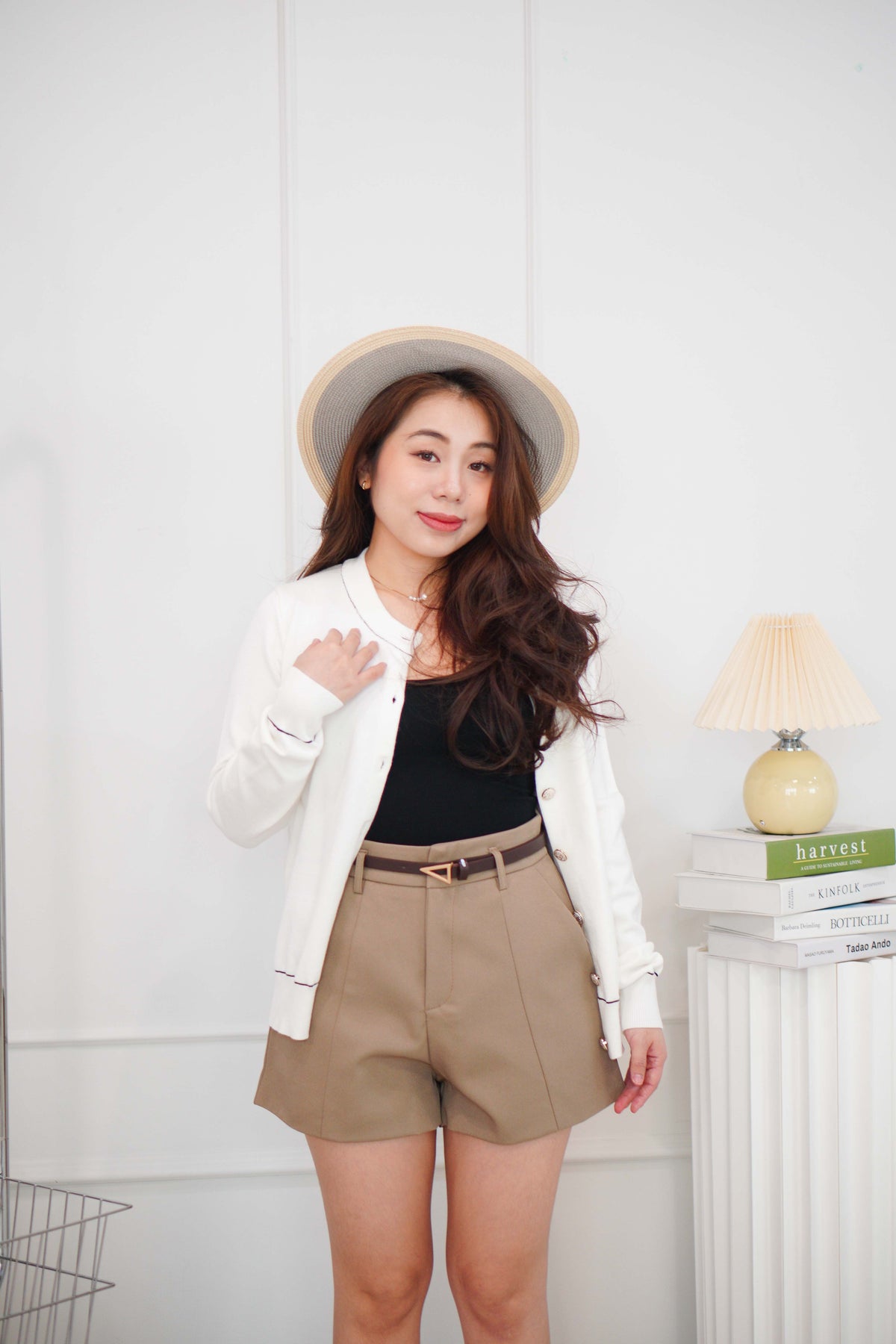Eris Shorts in Khaki (Free Belt)