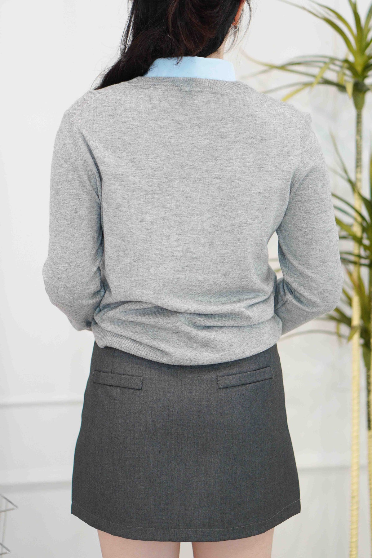 Vince Round Neck Knit Sweater in Light Grey