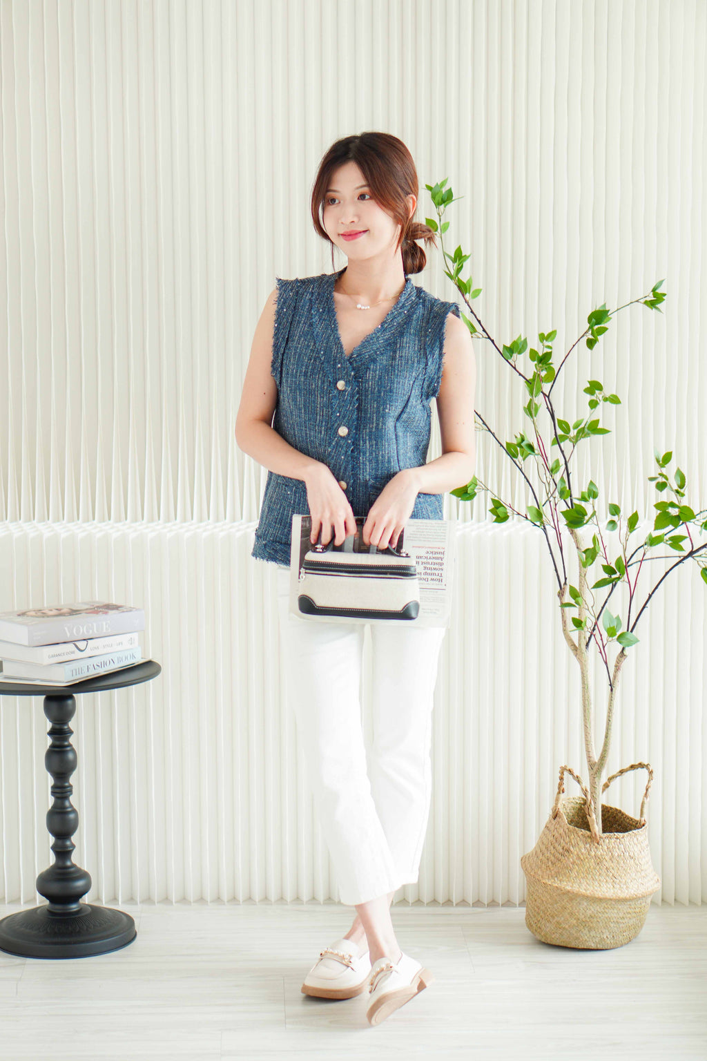 Nim Tweed Vest in Blue
