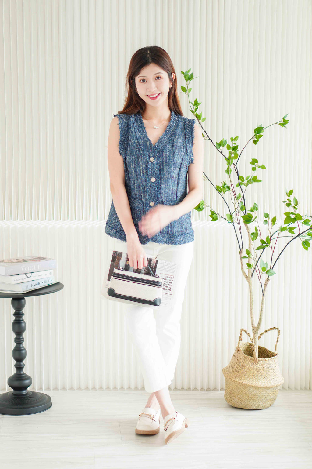 Nim Tweed Vest in Blue