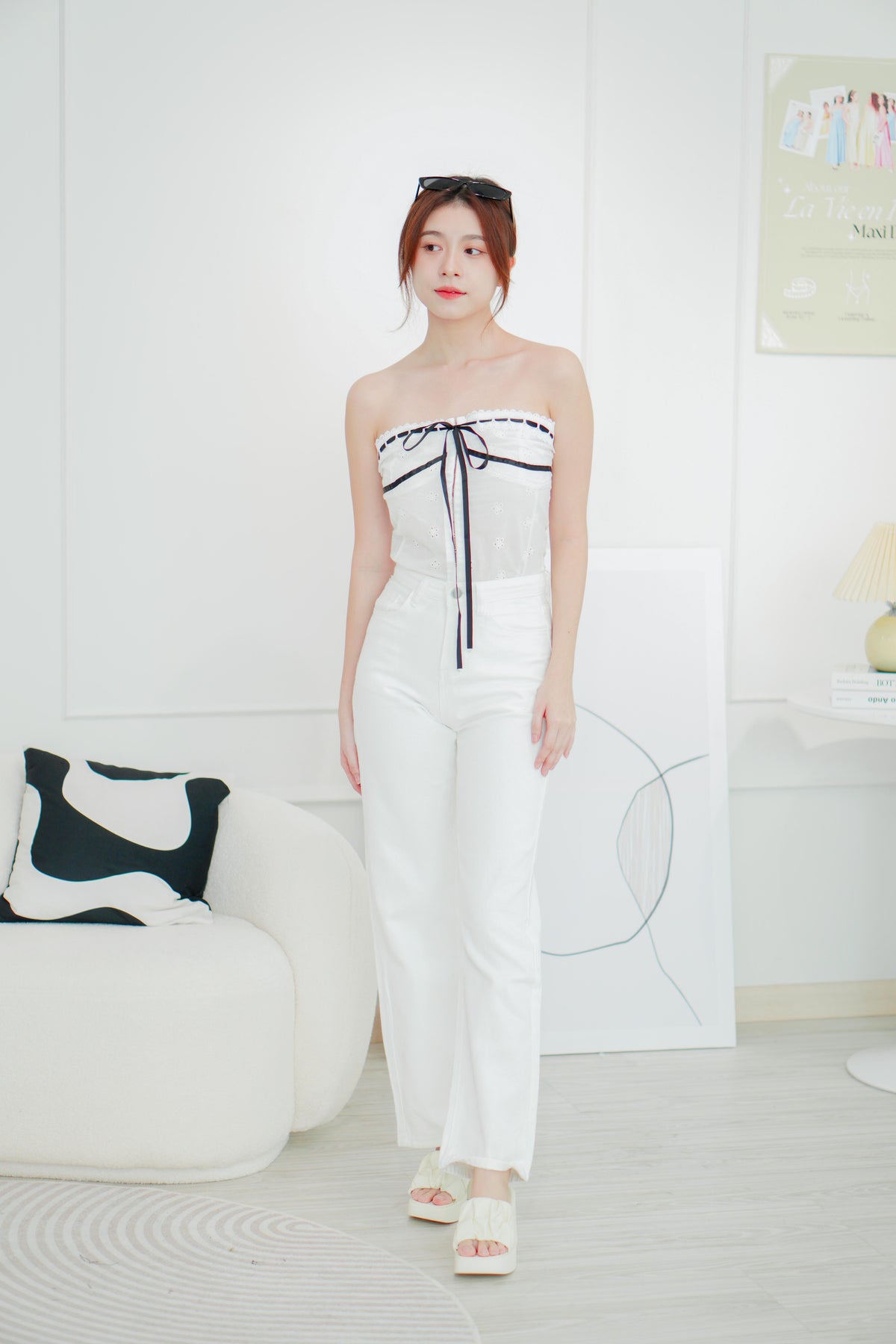 Like Candy Ribbon Hook Tube Top in White