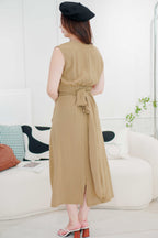 Yunji Self Wrap Dress in Brown
