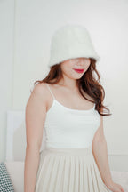 (BACKORDER) Furry Bucket Hat in White