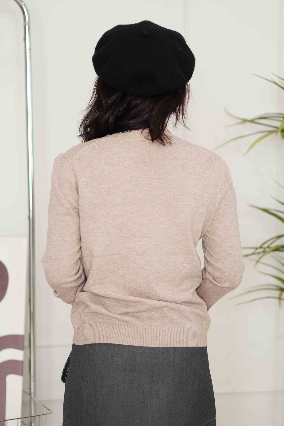 Vince Round Neck Knit Sweater in Khaki