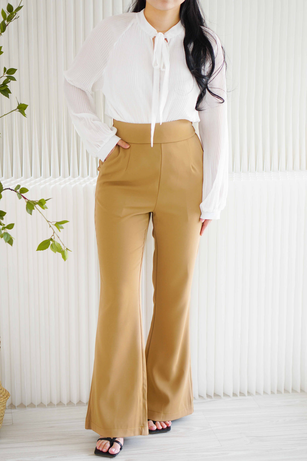 [+10cm] The Staple Pants by Bash in Biscoff