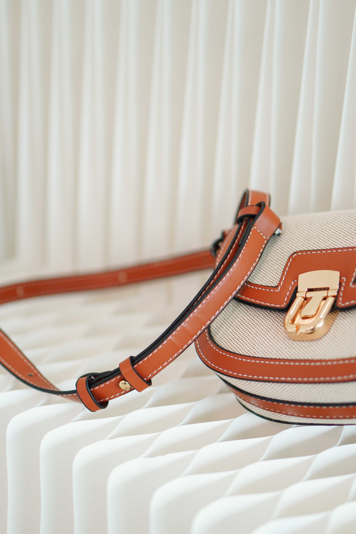 Pae Canvas Sling Bag with Brown Lining