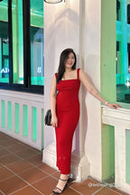 Kenlee Square Neck Bodycon Dress in Red