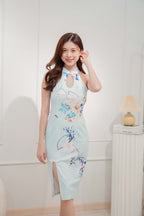 Solstice Blue Short Sleeveless Floral Cheongsam in Blue