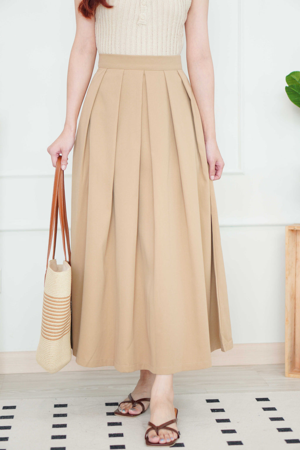 Grace Puffy A-Line Maxi Skirt in Khaki