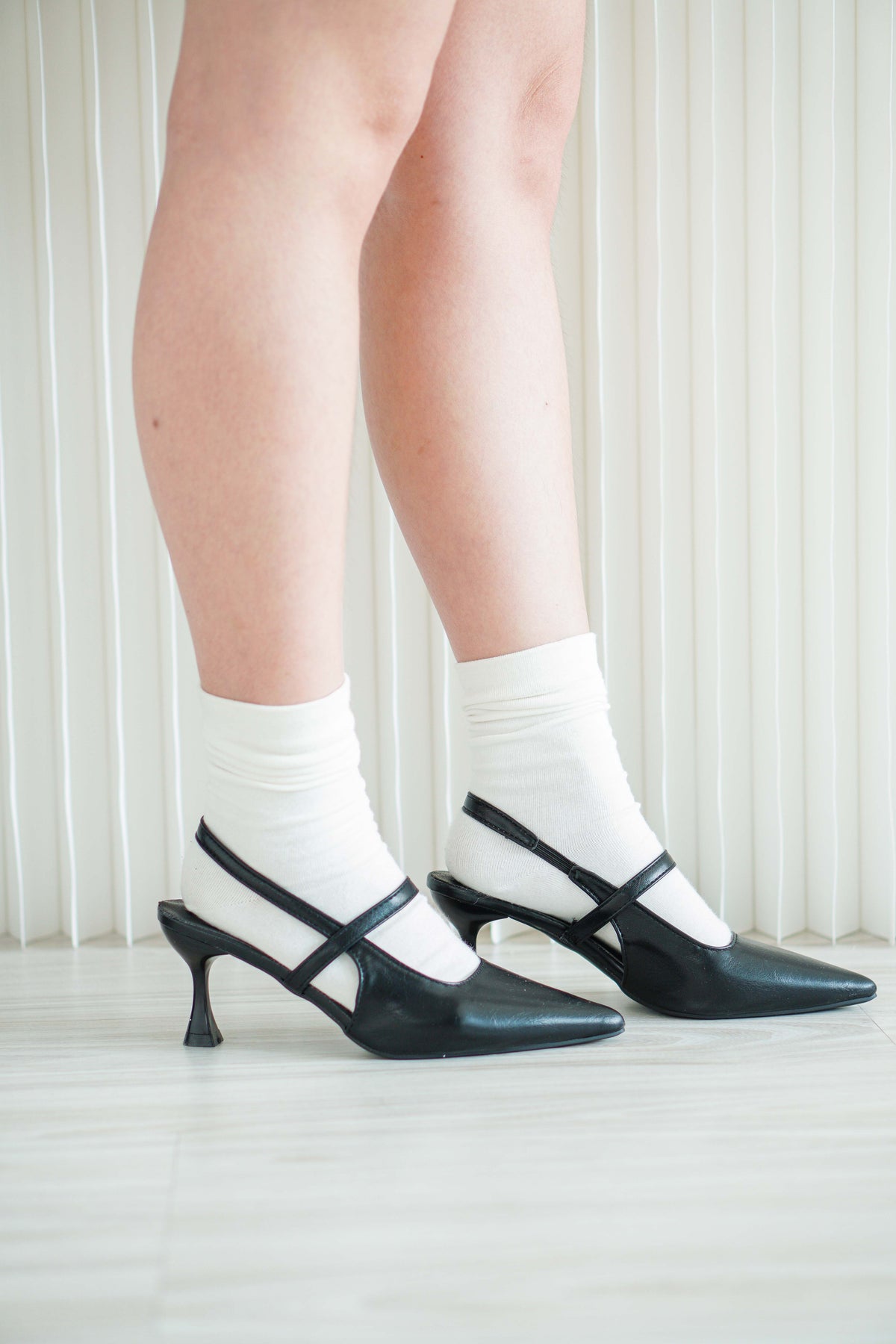 Viv Pointy Heels in Black