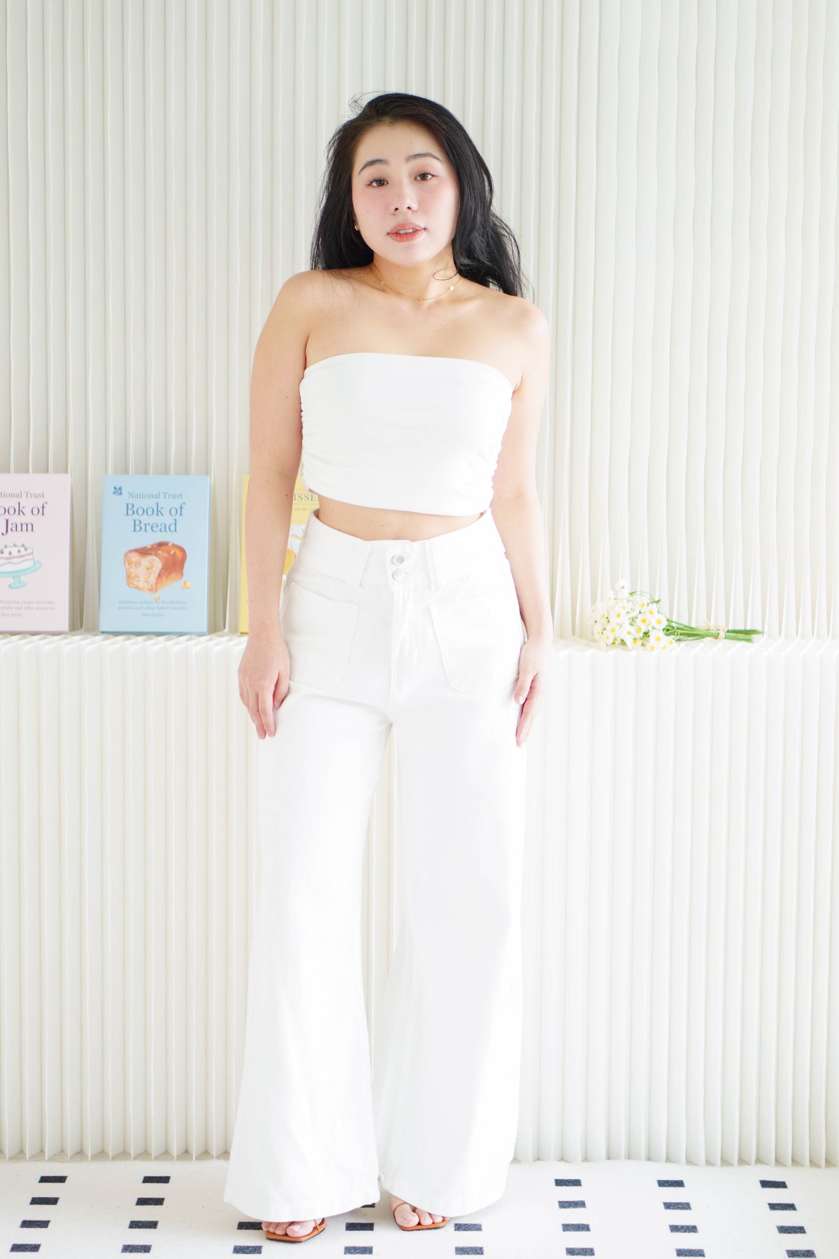 Valeria Denim Wide Legged Jeans in White