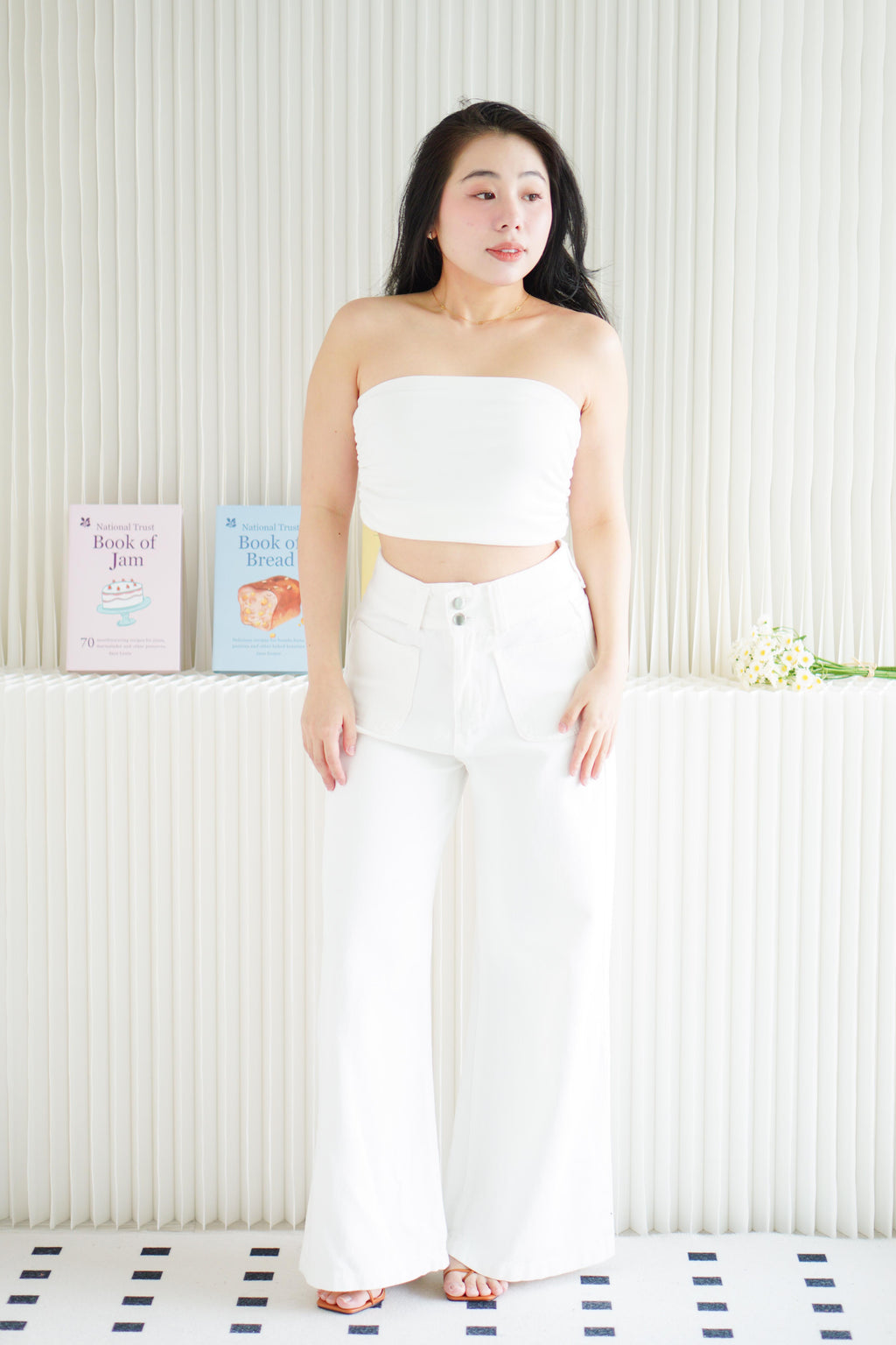 Valeria Denim Wide Legged Jeans in White
