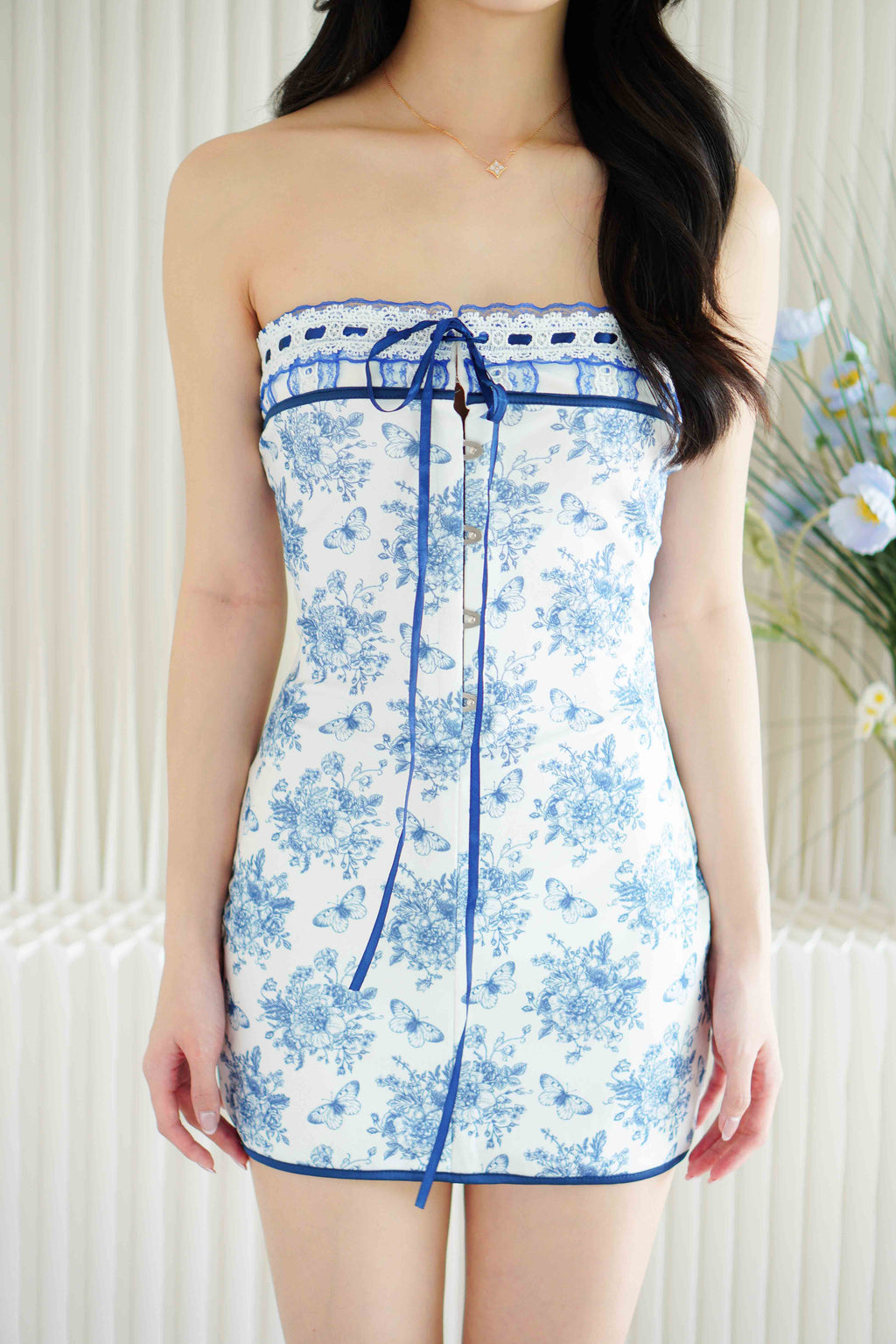 Bridgerton Vintage Floral Mini Tube Dress in Blue