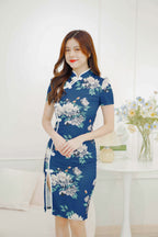 Mi Lan Floral Cheongsam with White Lining in Blue