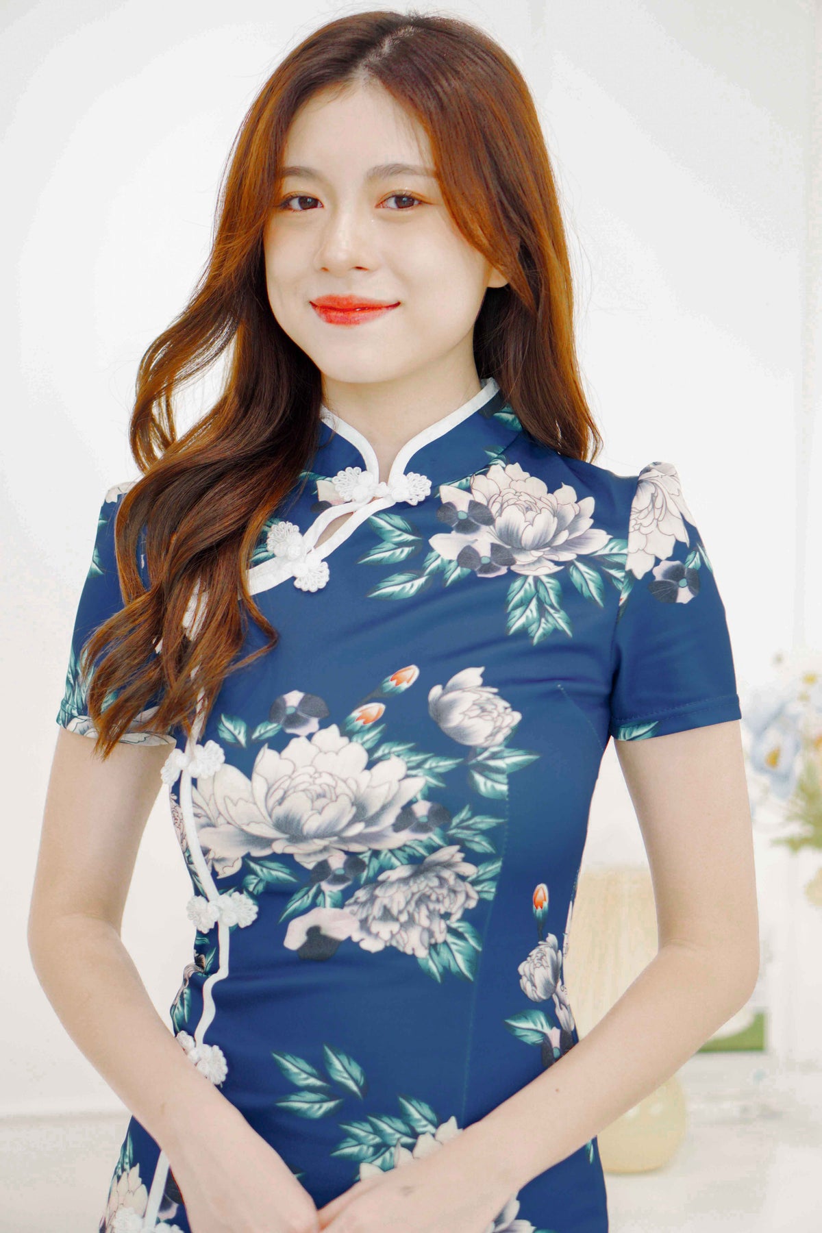 Mi Lan Floral Cheongsam with White Lining in Blue