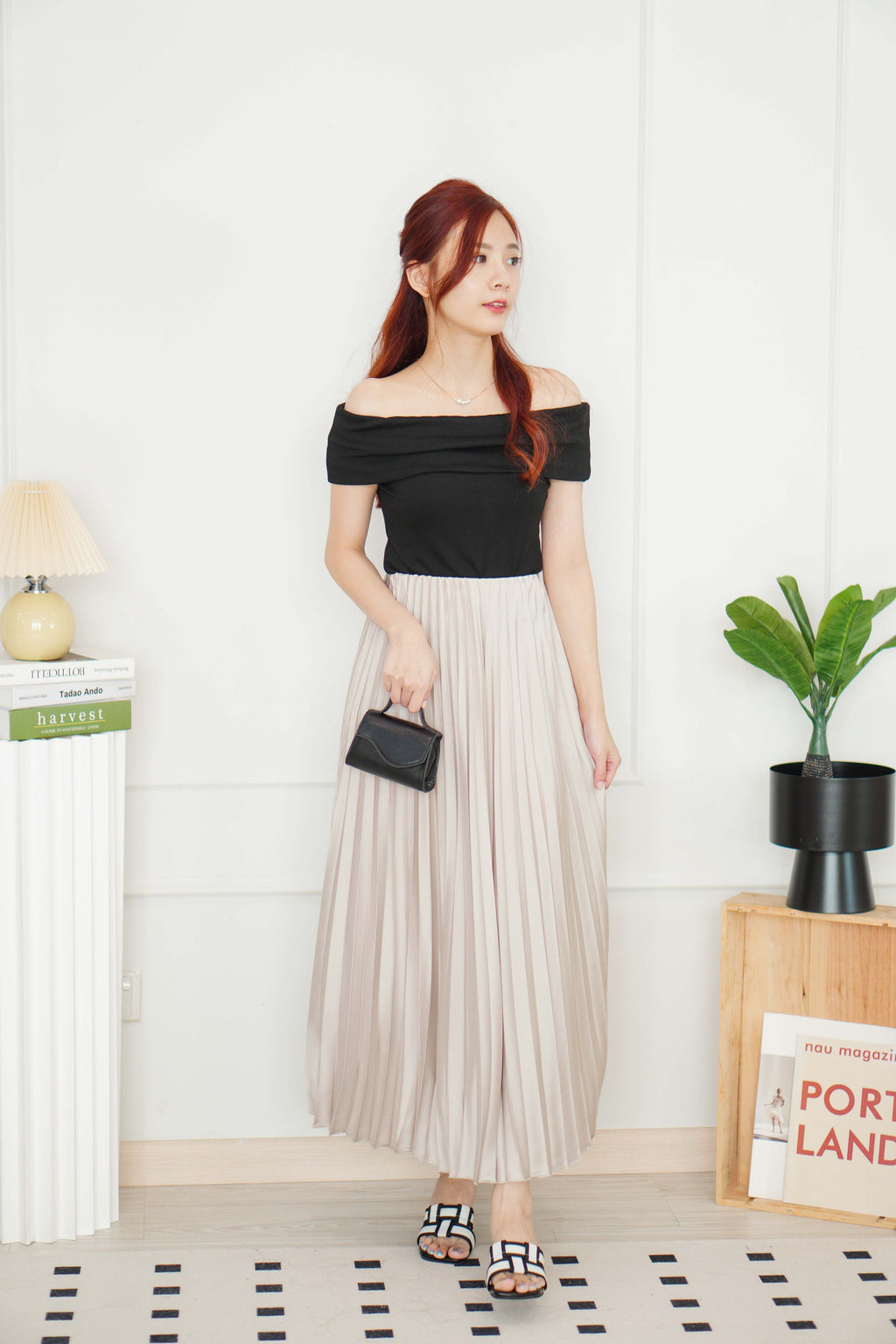 Erenza Pleated Skirt in Champagne