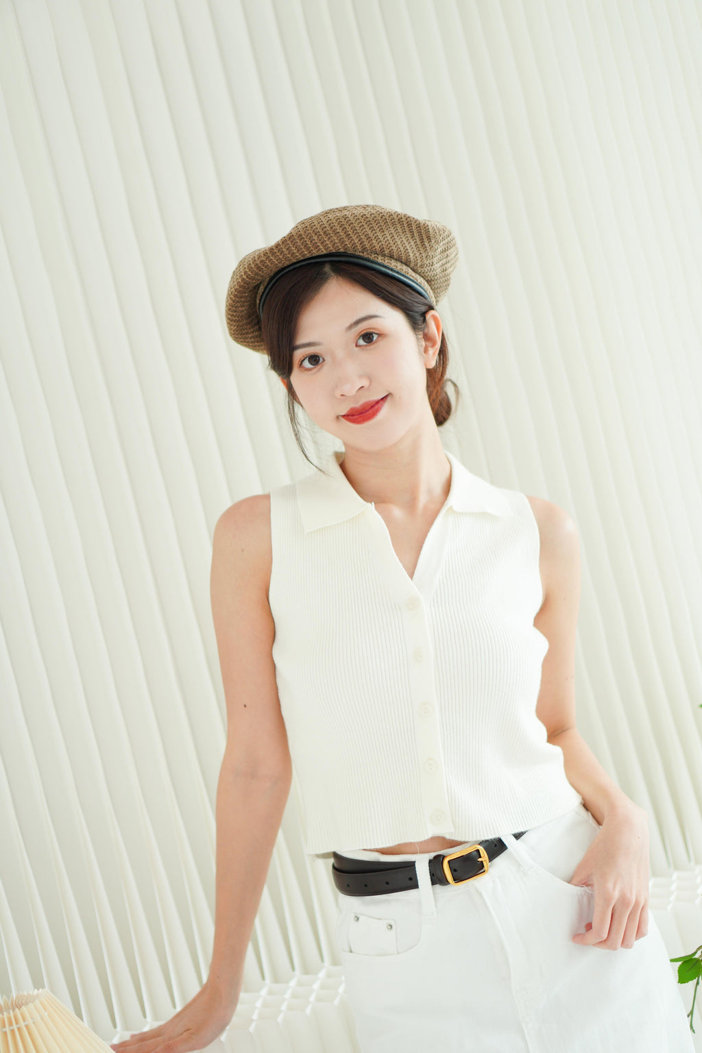 Millie Collar Sleeveless Knit Button Down Top in Cream