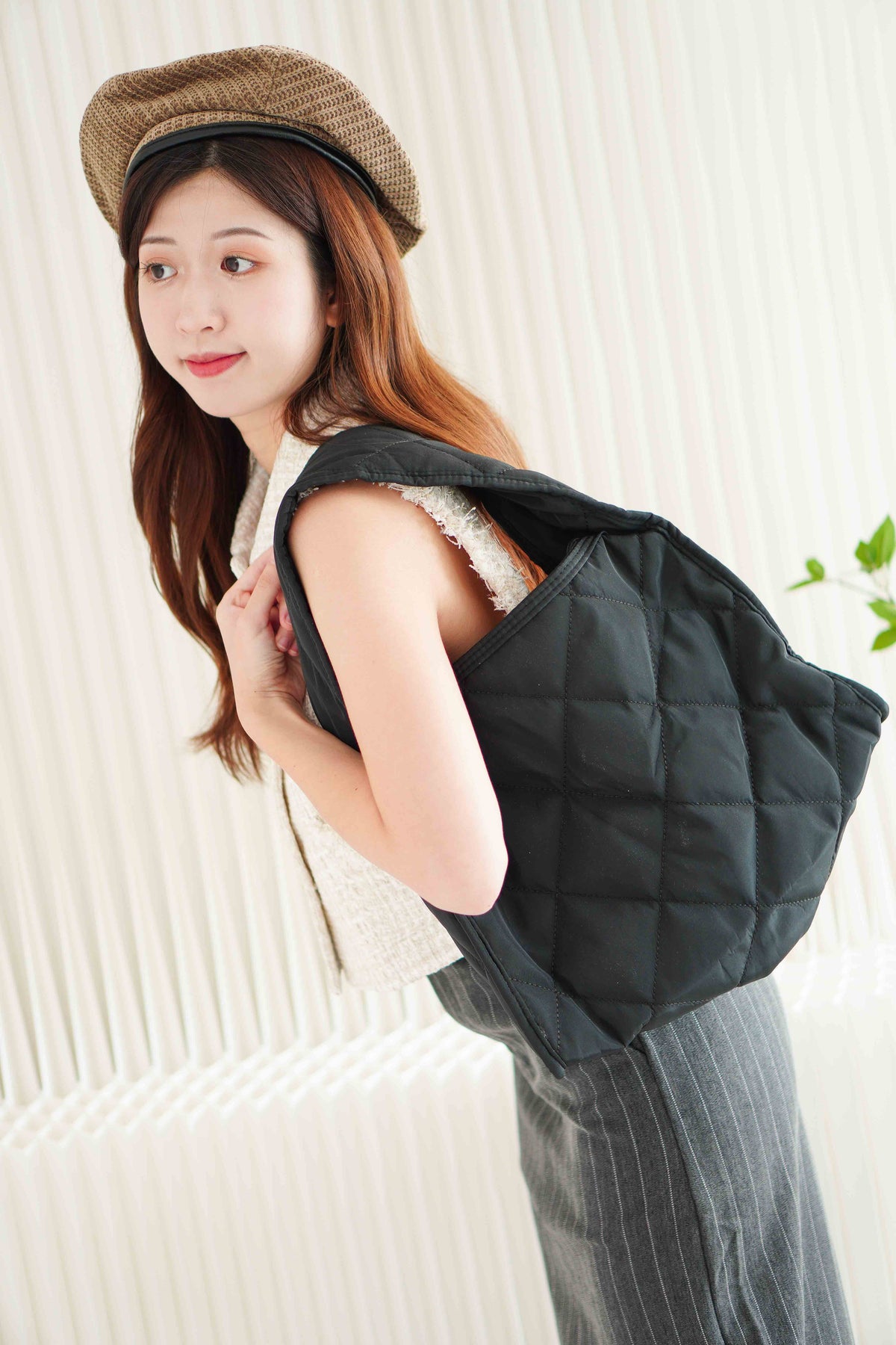 Large Puffy Tote Bag in Black