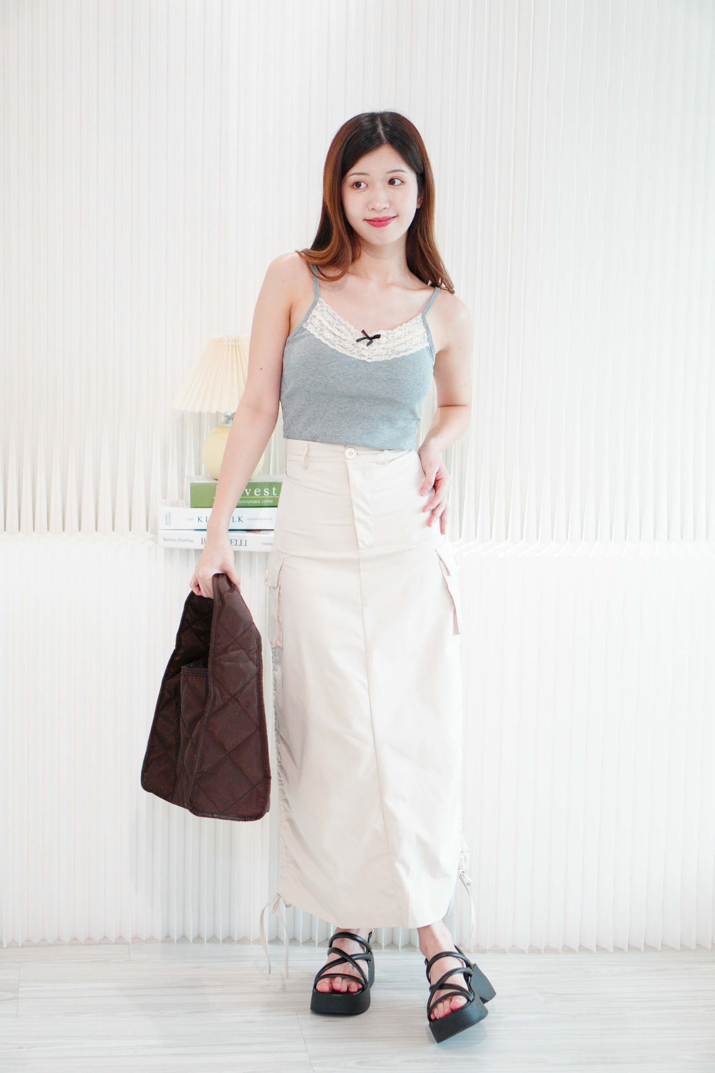 Large Puffy Tote Bag in Brown