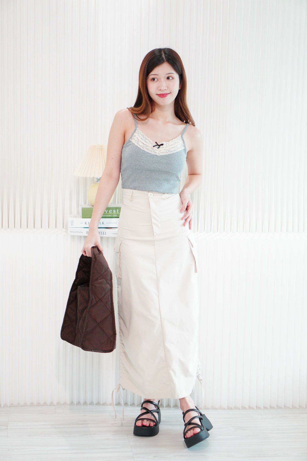 Large Puffy Tote Bag in Brown