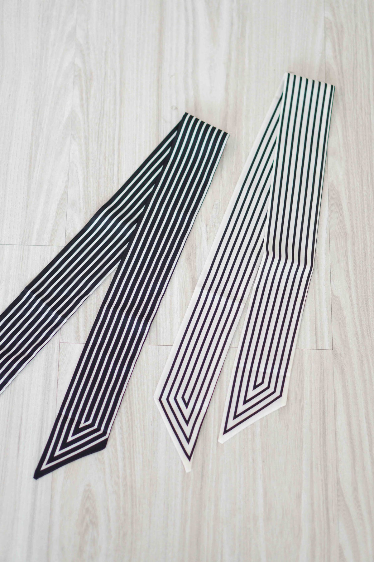 QOT Stripes Twilly