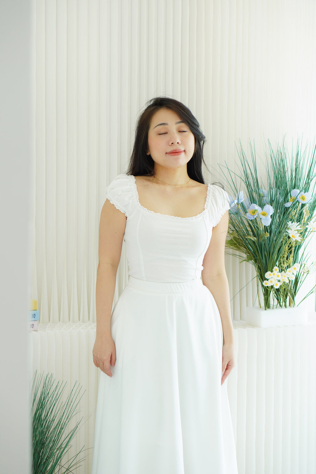 Faithra Square Neck Crop Top in White