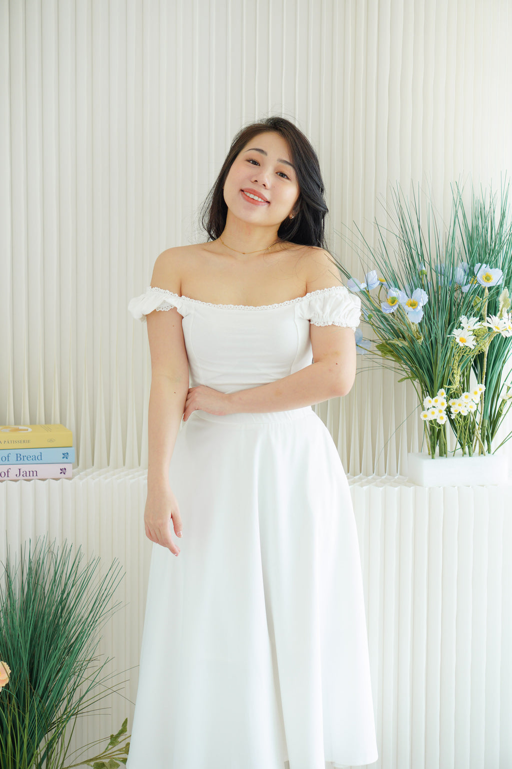 Faithra Square Neck Crop Top in White