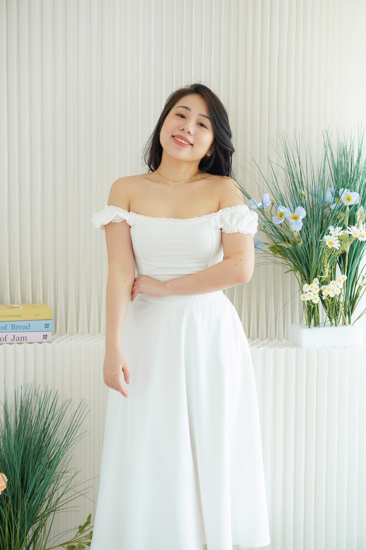 Faithra Square Neck Crop Top in White