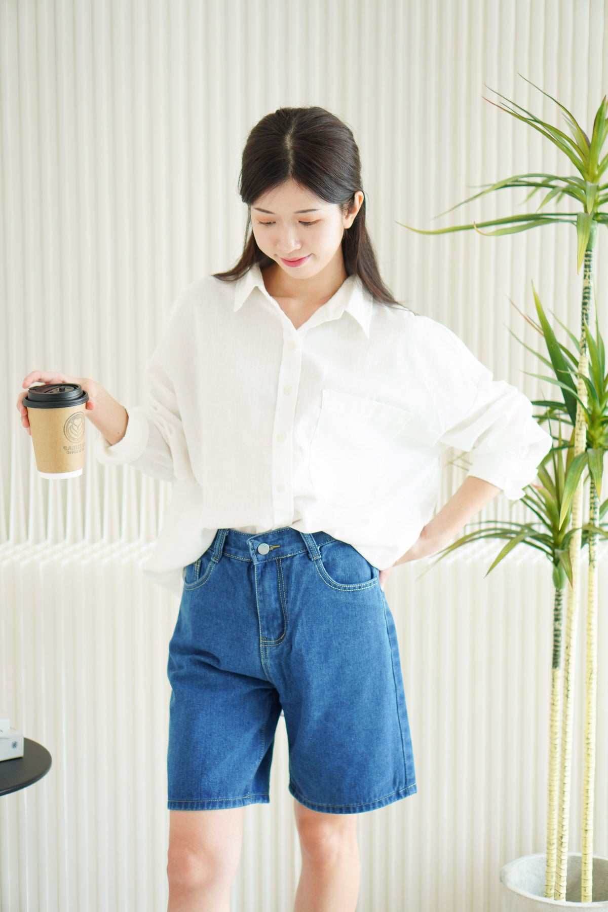 Island Resort Collar Button Down Linen Top in White