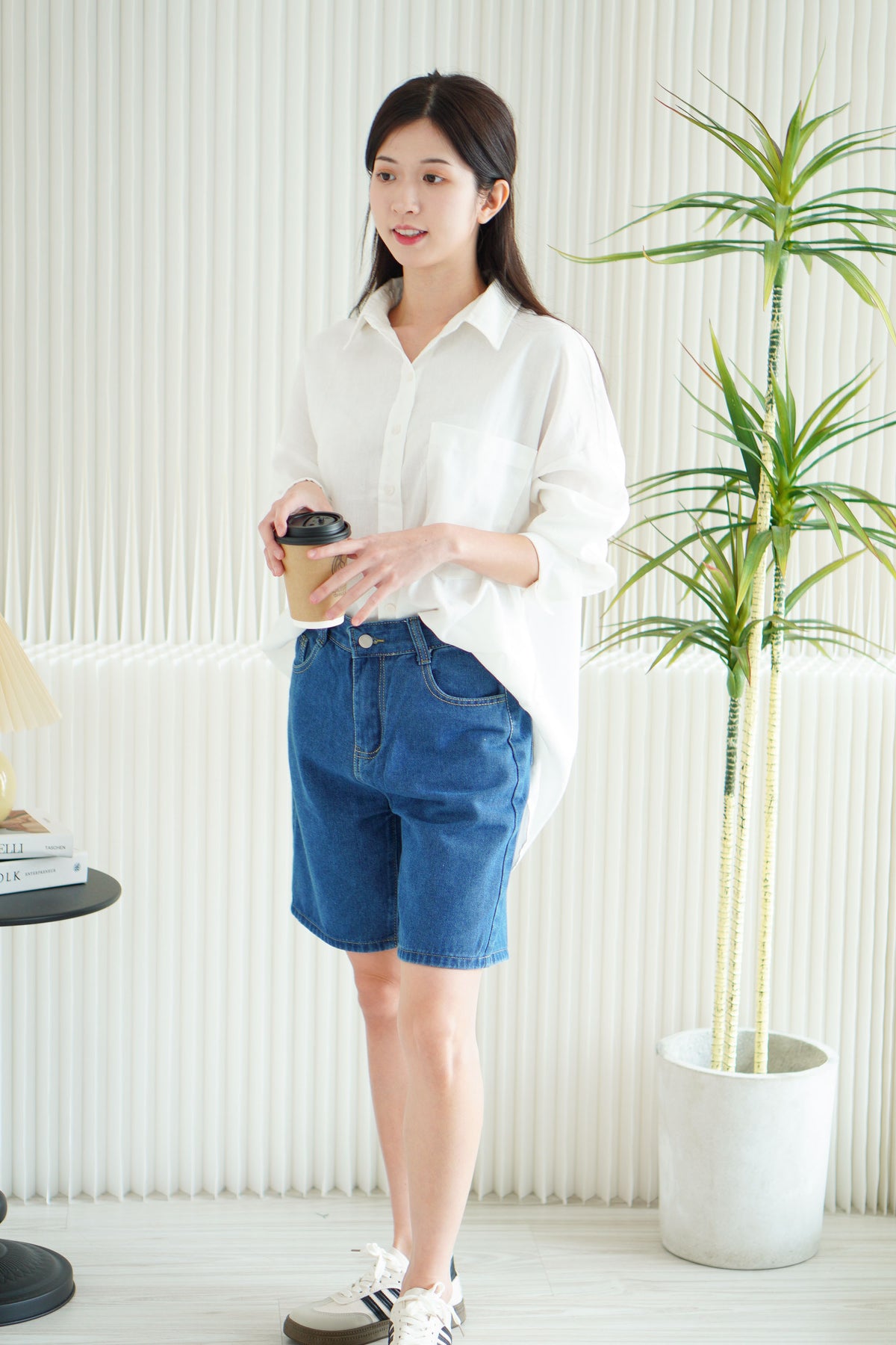 Island Resort Collar Button Down Linen Top in White