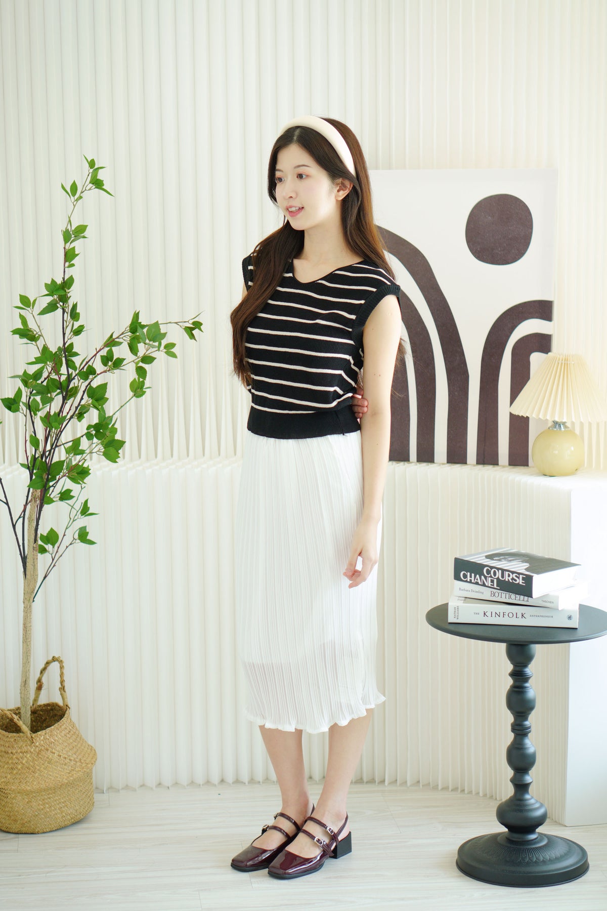 Lexi Pleated Chiffon Midi Skirt in White