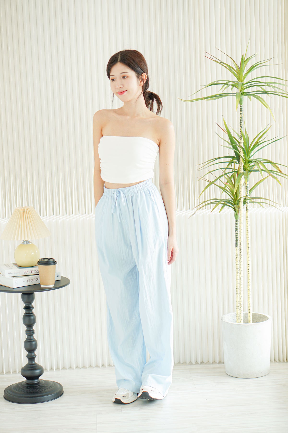 Marlow Drawstring Loose Fit Pants in Blue