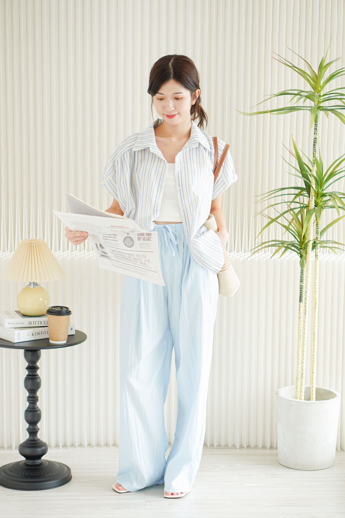 (BACKORDER) Danielle Collar Stripes Sleeved Top in Blue