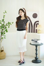 Leo Knit Short Sleeve Top in Black with Thick Stripes