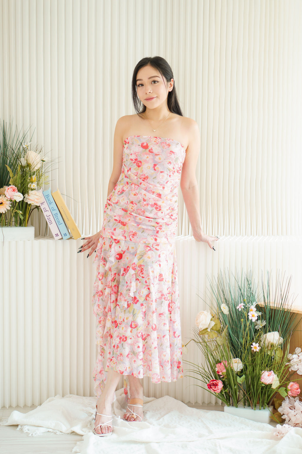 Evelina Tube Floral Ruched Frills Dress in Pink