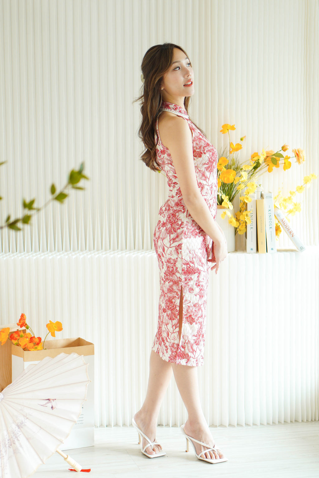 Reora Mini Pearls Halter Neck Floral Cheongsam in Red and Cream
